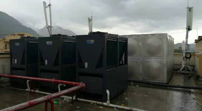 貴州道真職業高中40噸深夜宅男小视频（宅男视频在线免费观看宅男导航网址熱泵20匹機3台+40噸保溫水箱）